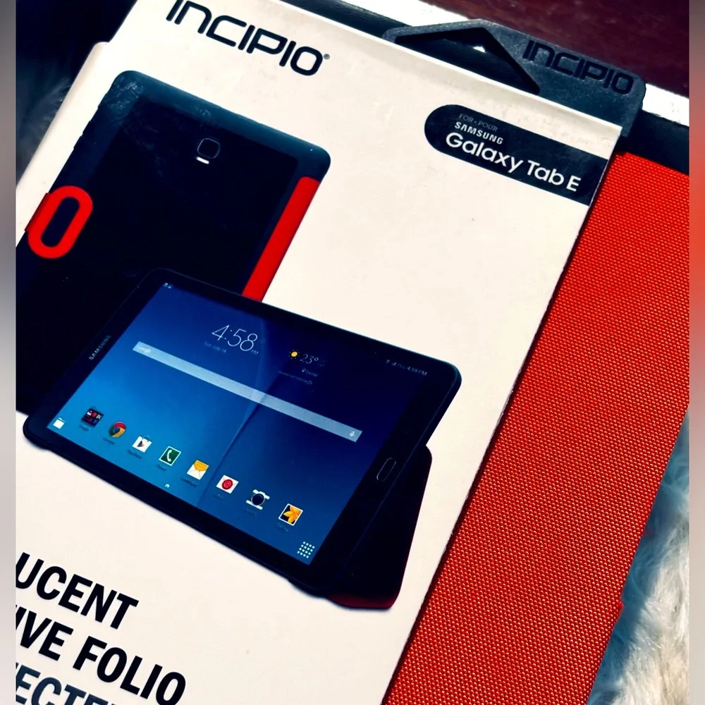 INCIPIO CLARION TRANSLUCENT PROTECTIVE FOLIO